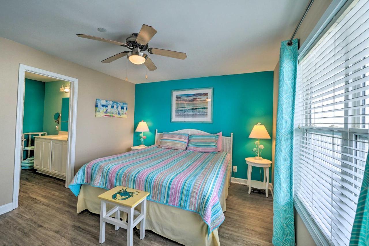 Ocean-View Oak Island Condo, 1 Block To Beach! Экстерьер фото